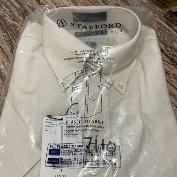 Dress shirt $15 - Picture 1 of 3